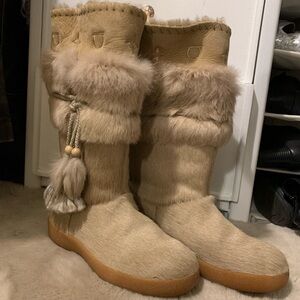 Salvatore Ferragamo vintage-style fur and leather winter boots.